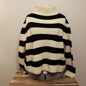 RD Style Sweater Size M